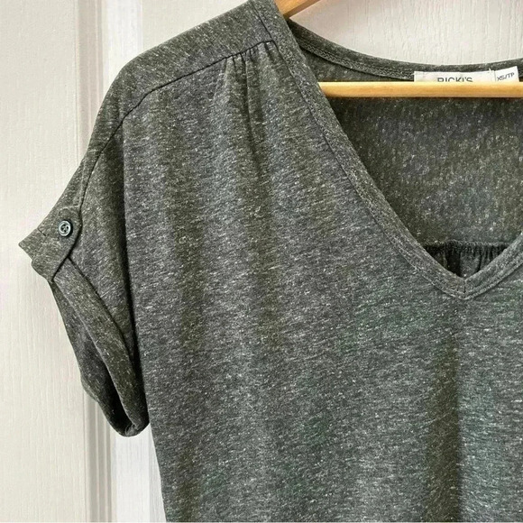 Ricki’s Linen Blend T-Shirt Loose Fit V Neck Short Sleeve Moss Green Size  XS - Picture 9 of 16